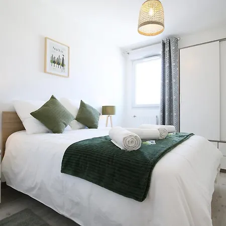 Apartment Expat Renting - Le Mosaique - Patte D'oie - Parking