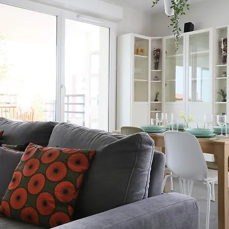 Expat Renting - Le Mosaique - Patte D'oie - Parking Apartment